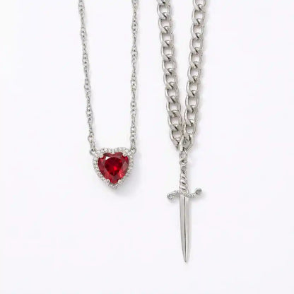 Collar Dúo Espada y Corazón ❤️ Regalo para Parejas + Caja Premium